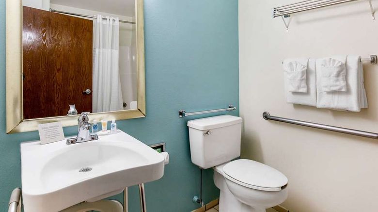 <b>Quality Inn Stephens City-Winchester S Suite</b>. Images powered by <a href="https://iceportal.shijigroup.com/" title="IcePortal" target="_blank">IcePortal</a>.