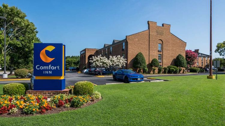 Comfort Inn Exterior