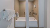 <b>Comfort Inn Room</b>. Images powered by <a href="https://iceportal.shijigroup.com/" title="IcePortal" target="_blank">IcePortal</a>.