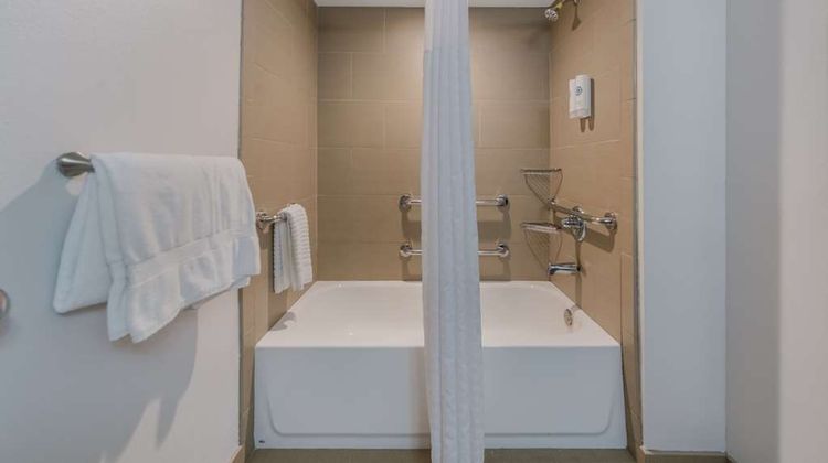 Comfort Inn Room
