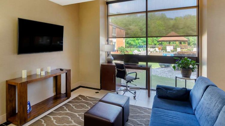 Comfort Inn Bluefield Lobby