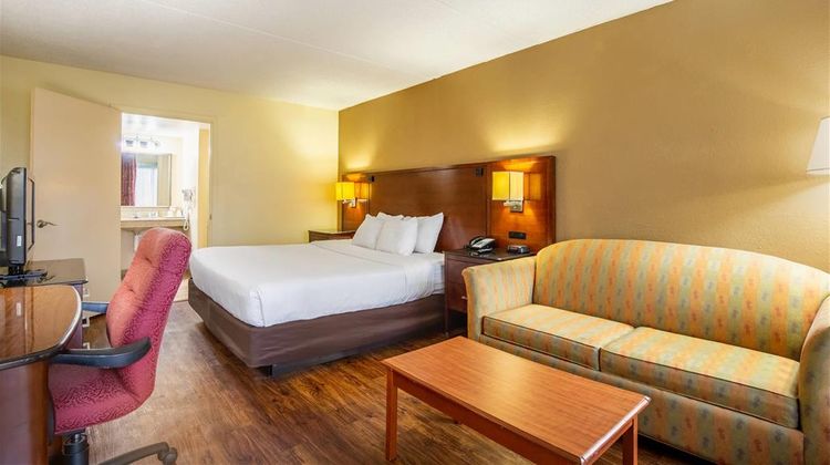 Econo Lodge Naval Station Norfolk Room