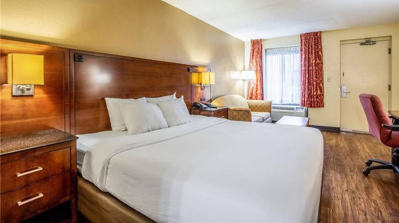 <b>Econo Lodge Naval Station Norfolk Room</b>. Images powered by <a href="https://iceportal.shijigroup.com/" title="IcePortal" target="_blank">IcePortal</a>.