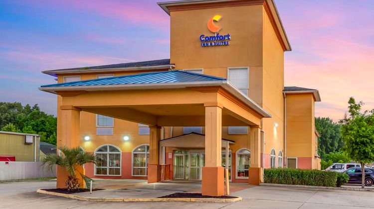 Comfort Inn & Suites Exterior