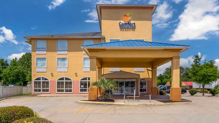 Comfort Inn & Suites Exterior