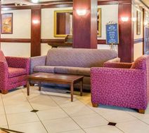 Clarion Inn Fredericksburg North Lobby