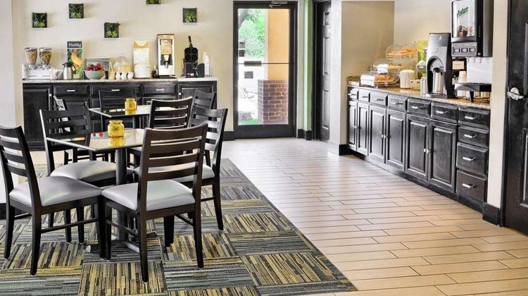 Quality Inn Thornburg Restaurant