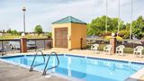 Quality Inn Thornburg Pool