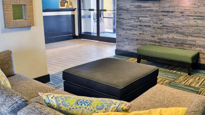 <b>Quality Inn Thornburg Lobby</b>. Images powered by <a href="https://iceportal.shijigroup.com/" title="IcePortal" target="_blank">IcePortal</a>.