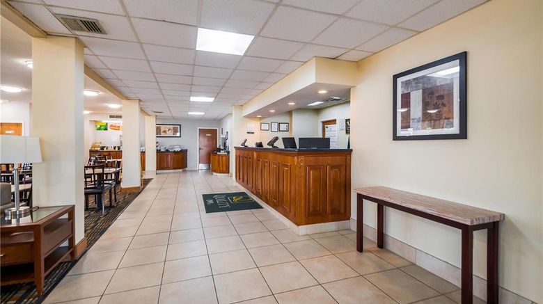 <b>Quality Inn Fredericksburg, Central Park Lobby</b>. Images powered by <a href="https://iceportal.shijigroup.com/" title="IcePortal" target="_blank">IcePortal</a>.