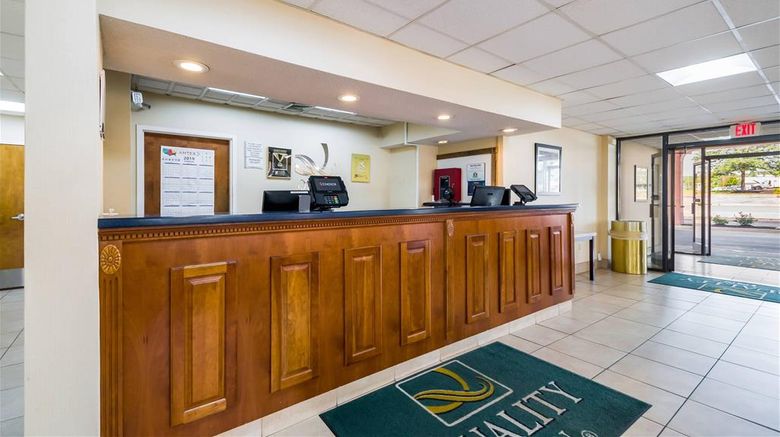 <b>Quality Inn Fredericksburg, Central Park Lobby</b>. Images powered by <a href="https://iceportal.shijigroup.com/" title="IcePortal" target="_blank">IcePortal</a>.