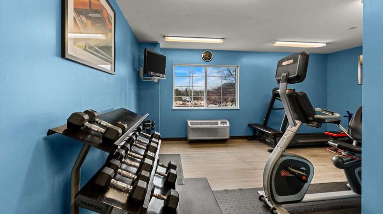 <b>Suburban Studios Washington Dulles Health</b>. Images powered by <a href="https://iceportal.shijigroup.com/" title="IcePortal" target="_blank">IcePortal</a>.