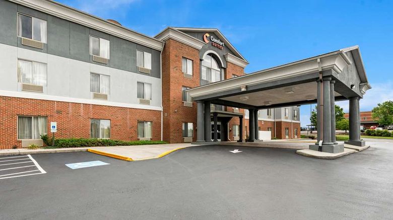<b>Comfort Suites Exterior</b>. Images powered by <a href="https://iceportal.shijigroup.com/" title="IcePortal" target="_blank">IcePortal</a>.