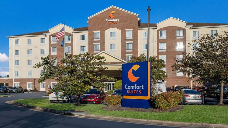 Comfort Suites Suffolk-Chesapeake Exterior