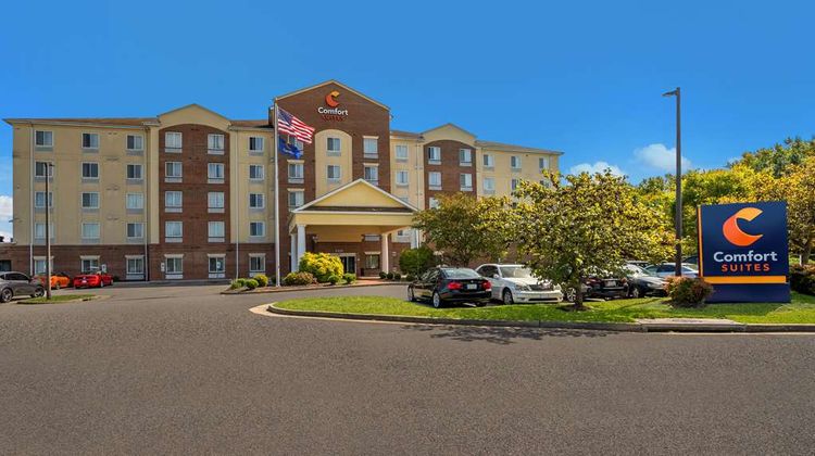Comfort Suites Suffolk-Chesapeake Exterior
