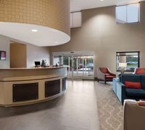 Comfort Suites Suffolk-Chesapeake Lobby