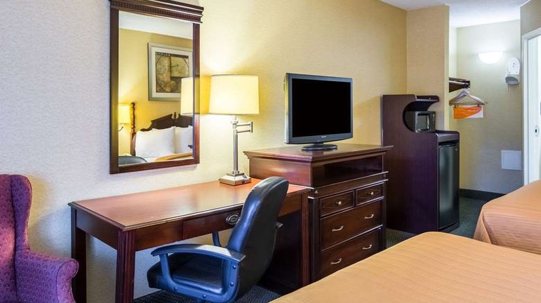 <b>Quality Inn Manassas Room</b>. Images powered by <a href="https://iceportal.shijigroup.com/" title="IcePortal" target="_blank">IcePortal</a>.