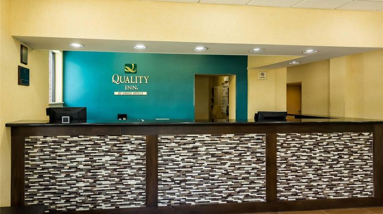 <b>Quality Inn Manassas Lobby</b>. Images powered by <a href="https://iceportal.shijigroup.com/" title="IcePortal" target="_blank">IcePortal</a>.