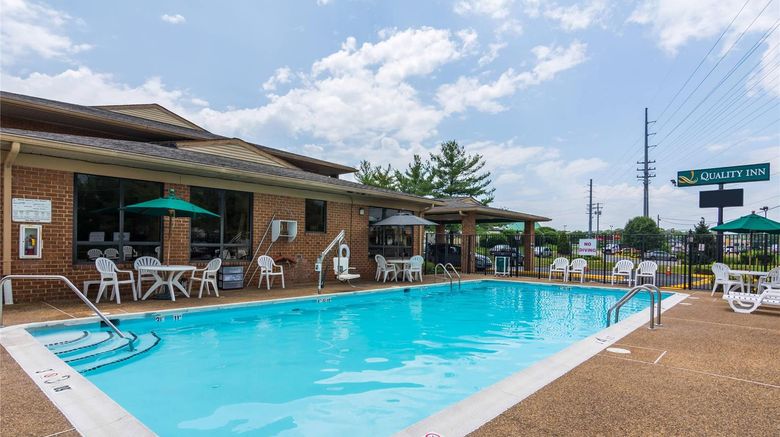 <b>Quality Inn Manassas Pool</b>. Images powered by <a href="https://iceportal.shijigroup.com/" title="IcePortal" target="_blank">IcePortal</a>.