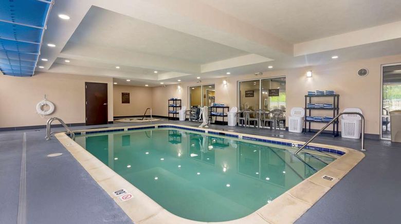 <b>Comfort Inn - Hillsville Pool</b>. Images powered by <a href="https://iceportal.shijigroup.com/" title="IcePortal" target="_blank">IcePortal</a>.