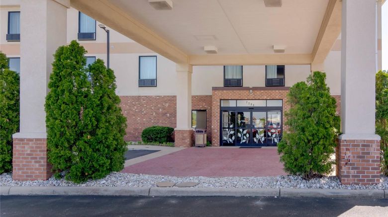 <b>Sleep Inn & Suites At Fort Lee Exterior</b>. Images powered by <a href="https://iceportal.shijigroup.com/" title="IcePortal" target="_blank">IcePortal</a>.