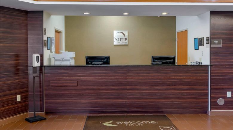<b>Sleep Inn & Suites At Fort Lee Lobby</b>. Images powered by <a href="https://iceportal.shijigroup.com/" title="IcePortal" target="_blank">IcePortal</a>.
