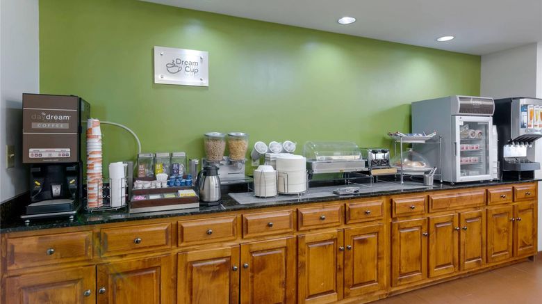 <b>Sleep Inn & Suites At Fort Lee Restaurant</b>. Images powered by <a href="https://iceportal.shijigroup.com/" title="IcePortal" target="_blank">IcePortal</a>.