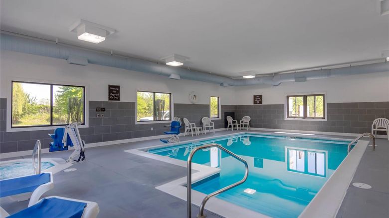 <b>Sleep Inn & Suites At Fort Lee Pool</b>. Images powered by <a href="https://iceportal.shijigroup.com/" title="IcePortal" target="_blank">IcePortal</a>.