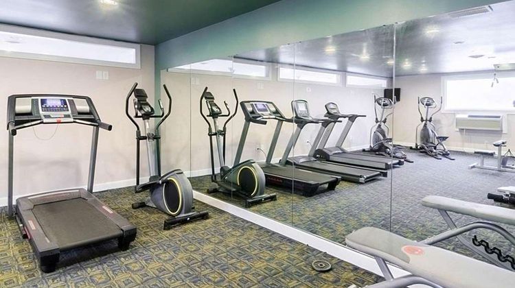 Rodeway Inn & Suites Central Health