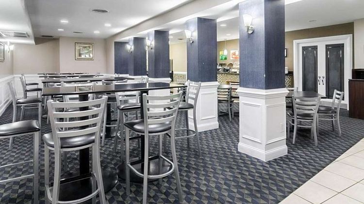 Rodeway Inn & Suites Central Restaurant