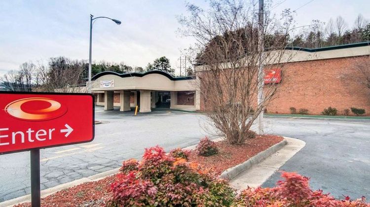 Econo Lodge Martinsville Exterior