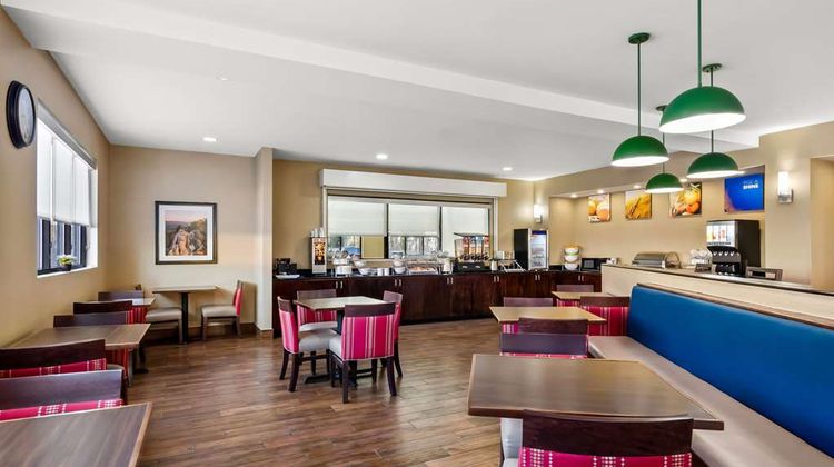 Comfort Suites Salem Restaurant