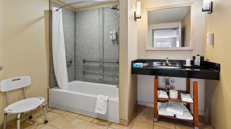 Comfort Suites Salem Room