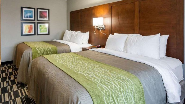 <b>Quality Inn & Suites, Ashland Room</b>. Images powered by <a href="https://iceportal.shijigroup.com/" title="IcePortal" target="_blank">IcePortal</a>.