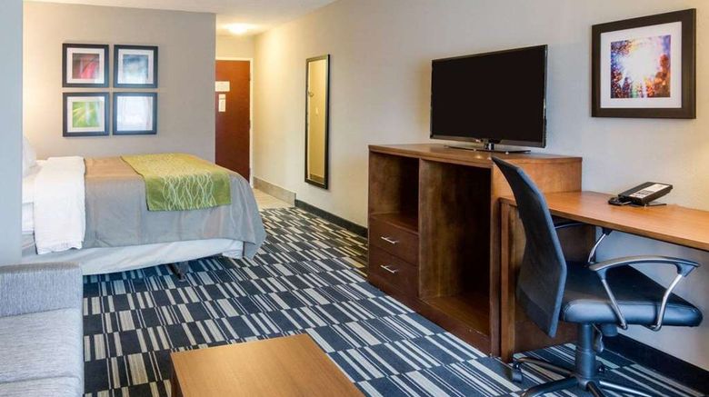 <b>Quality Inn & Suites, Ashland Suite</b>. Images powered by <a href="https://iceportal.shijigroup.com/" title="IcePortal" target="_blank">IcePortal</a>.