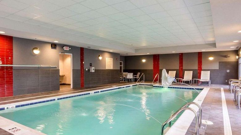 <b>Comfort Suites Historic Area Pool</b>. Images powered by <a href="https://iceportal.shijigroup.com/" title="IcePortal" target="_blank">IcePortal</a>.