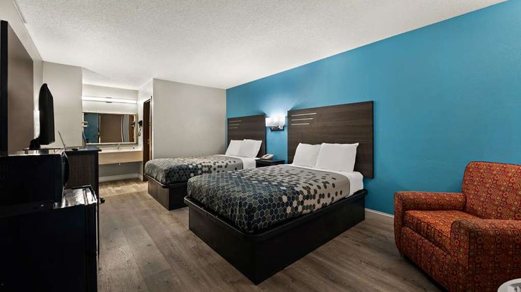 Rodeway Inn Richmond West End Room
