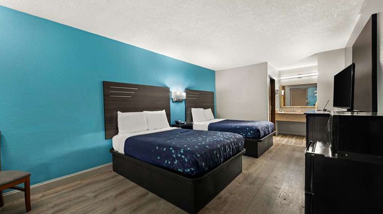 Rodeway Inn Richmond West End Room