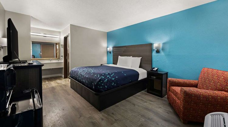 Rodeway Inn Richmond West End Room