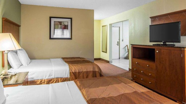 MainStay Suites Williamsburg Suite