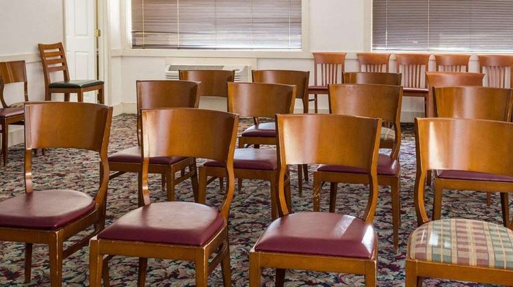 Rodeway Inn Colonial Heights I-95 Meeting