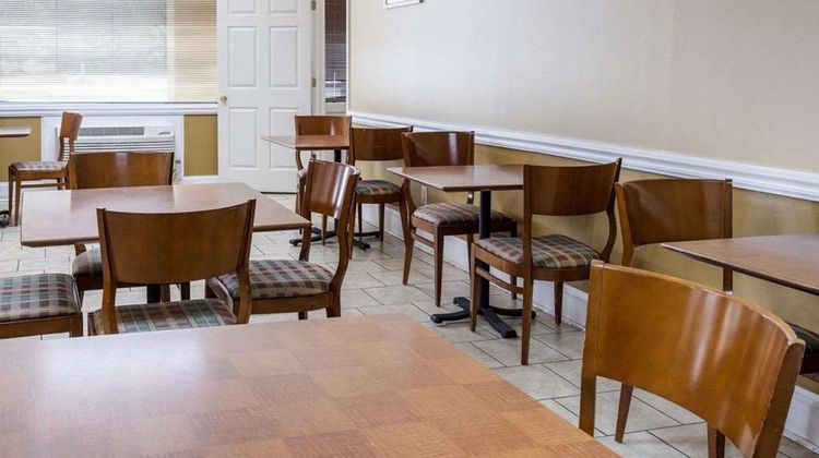 Rodeway Inn Colonial Heights I-95 Restaurant