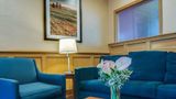<b>Comfort Inn and Suites Lobby</b>. Images powered by <a href="https://iceportal.shijigroup.com/" title="IcePortal" target="_blank">IcePortal</a>.