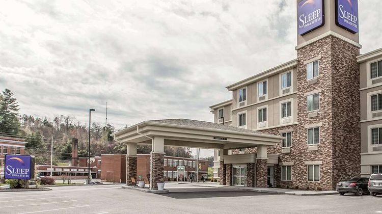 Sleep Inn and Suites Clintwood Exterior