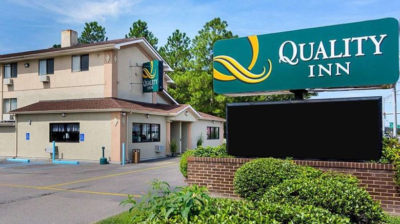 <b>Quality Inn Chesapeake Exterior</b>. Images powered by <a href="https://iceportal.shijigroup.com/" title="IcePortal" target="_blank">IcePortal</a>.