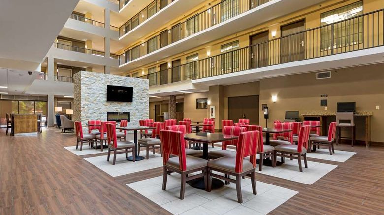 <b>Comfort Suites Fredericksburg South Restaurant</b>. Images powered by <a href="https://iceportal.shijigroup.com/" title="IcePortal" target="_blank">IcePortal</a>.