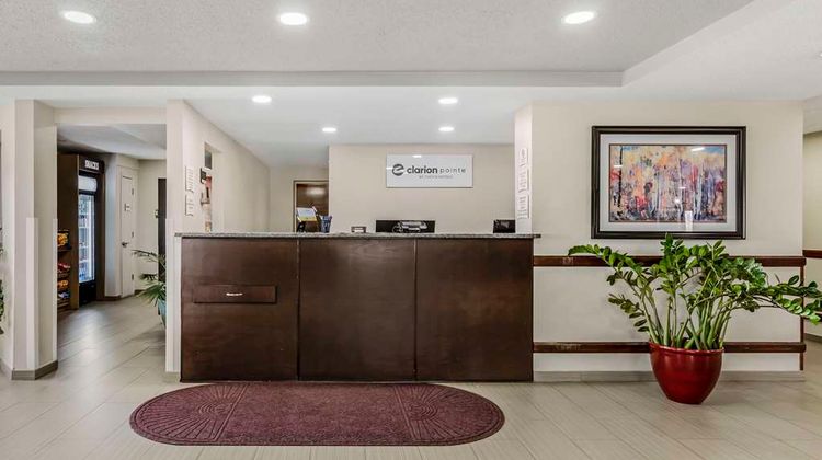 Clarion Pointe Staunton East Lobby