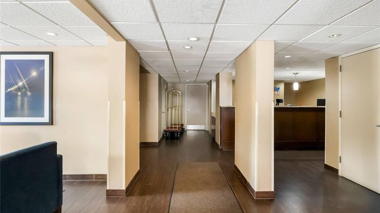 Quality Inn Newport News Lobby