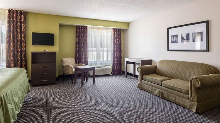 Quality Inn Room