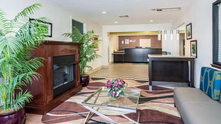 Quality Inn Lobby